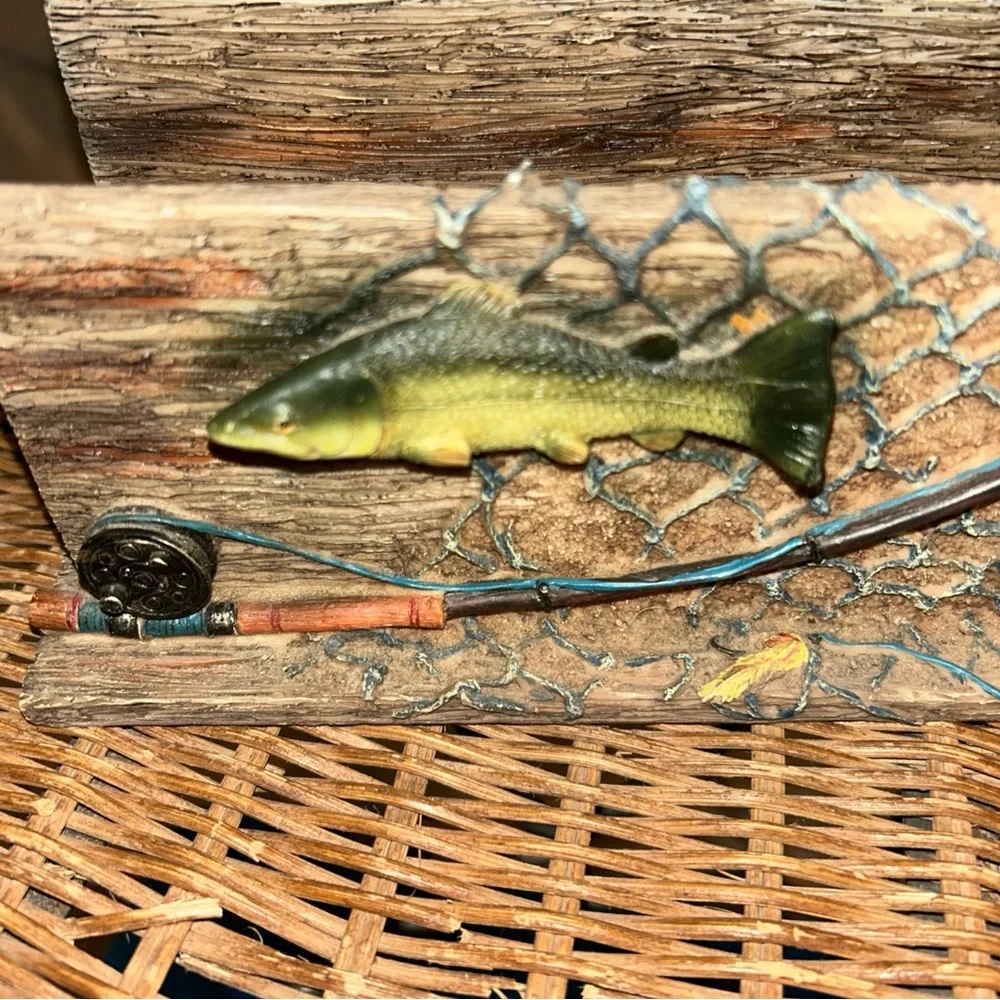 Rustic Fish Decor with Fishing Rod Accent